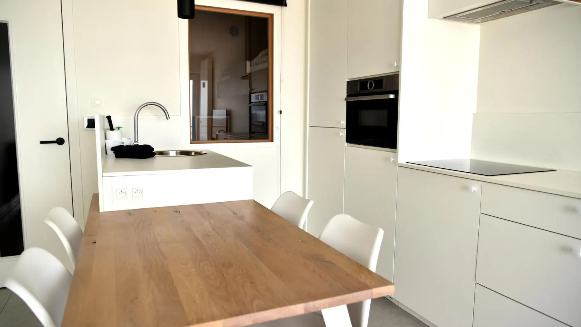 Ostend Sea View Apartment 0*,  Belgium
